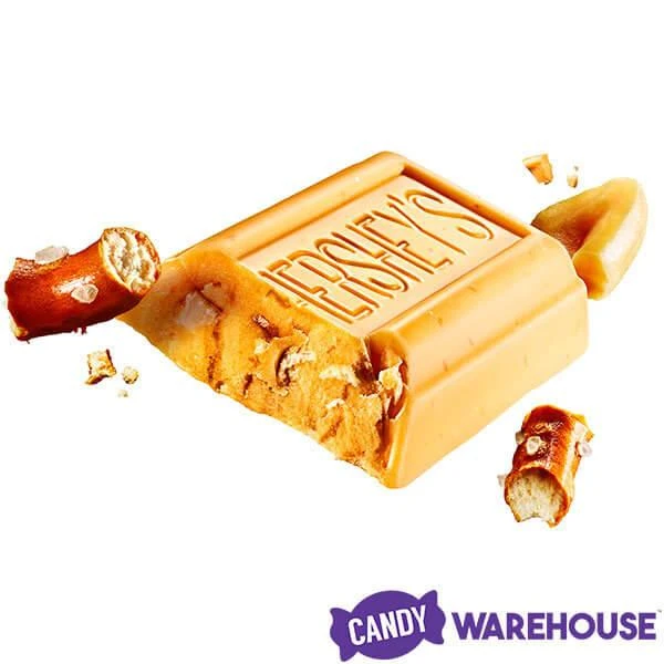 Hershey's Gold With Peanuts And Pretzels Snack Size Candy Bars: 42-Piece Bag 3 Hershey's Gold With Peanuts And Pretzels Snack Size Candy Bars: 42-Piece Bag - Image 3
